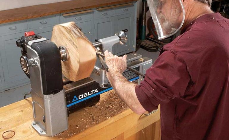 using a wood lathe